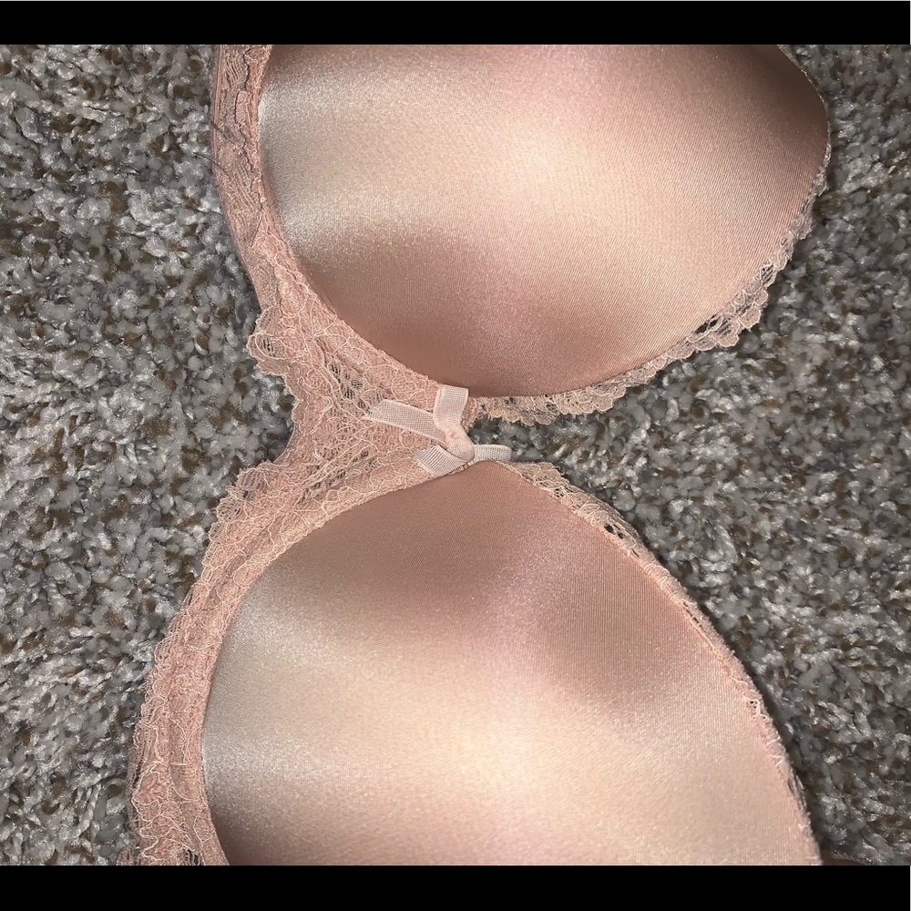 Nude Victoria secret bra
